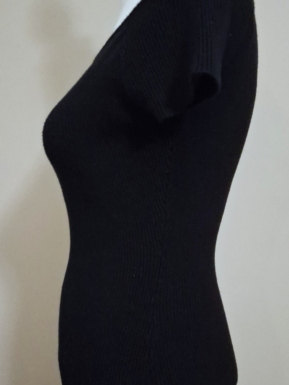 Black Off-Shoulder S/S Ribbed Sweater - Picture 2 of 6